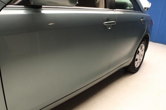 Toyota Camry 2011 photo 1