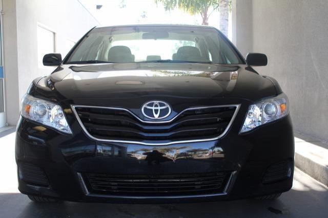 Toyota Camry 2011 photo 2
