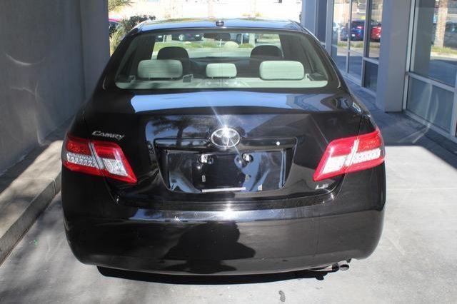 Toyota Camry 2011 photo 4