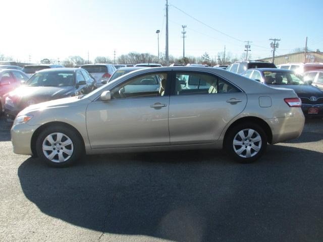 Toyota Camry 2011 photo 1