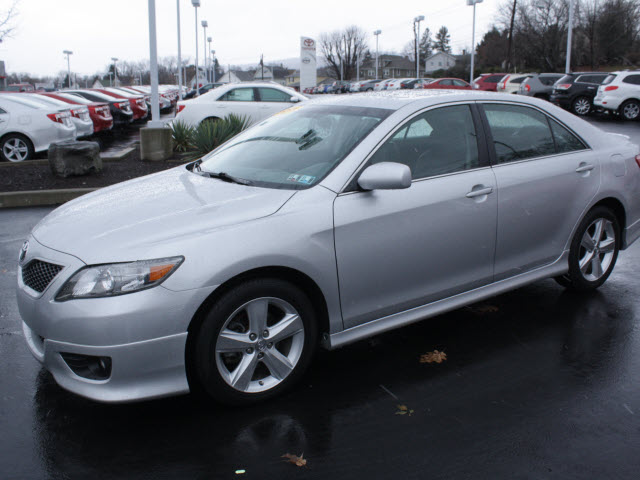 Toyota Camry 2011 photo 2