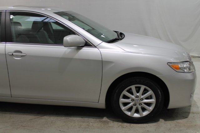 Toyota Camry 2011 photo 2