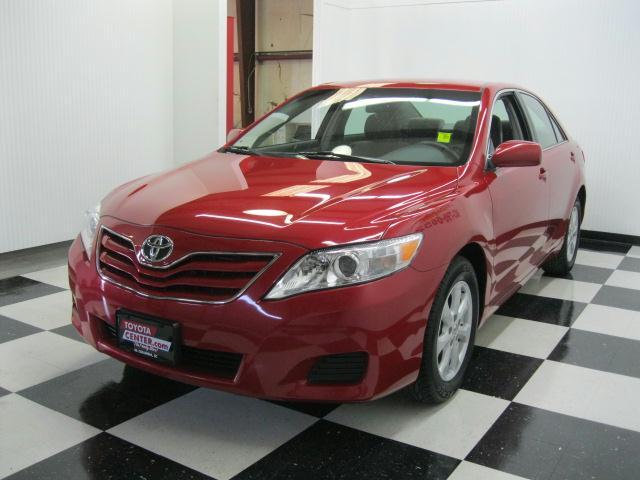 Toyota Camry 2011 photo 2