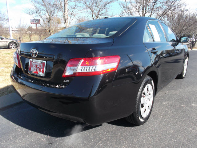 Toyota Camry 2011 photo 4