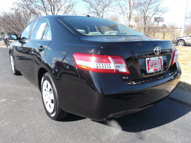 Toyota Camry 2011 photo 5