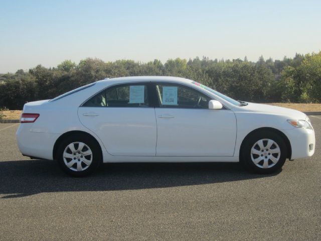 Toyota Camry 2011 photo 3