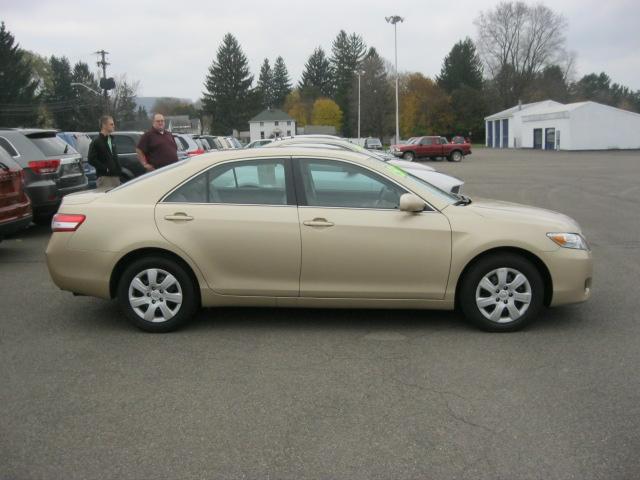Toyota Camry 2011 photo 2
