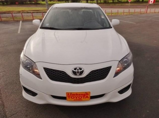 Toyota Camry 2011 photo 1