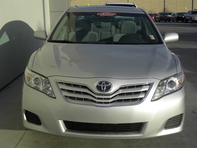 Toyota Camry 2011 photo 2