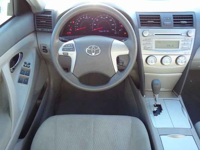 Toyota Camry 2011 photo 4