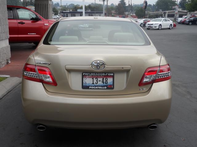 Toyota Camry 2011 photo 3