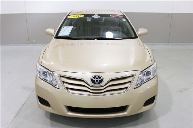 Toyota Camry 2011 photo 2