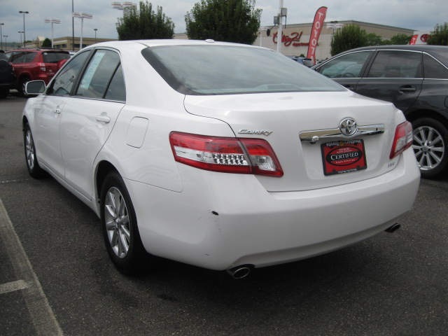 Toyota Camry 2011 photo 1