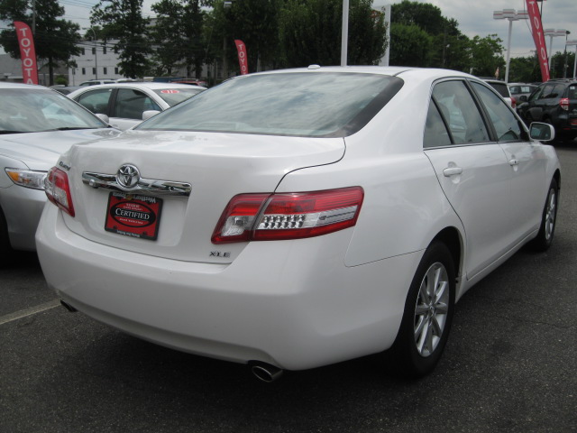 Toyota Camry 2011 photo 2