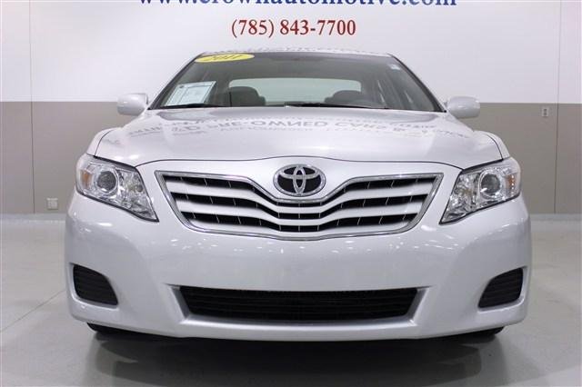 Toyota Camry 2011 photo 1