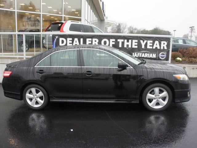 Toyota Camry 2011 photo 1