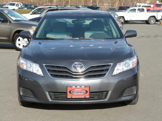 Toyota Camry 2011 photo 1