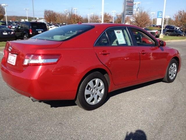 Toyota Camry 2011 photo 2