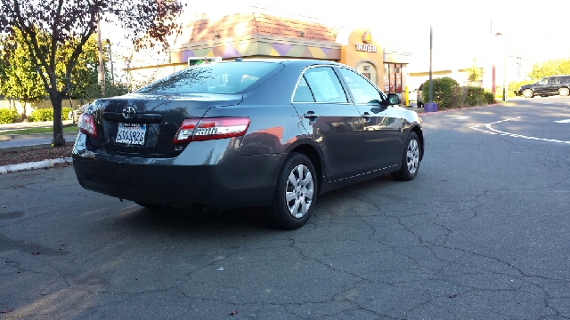 Toyota Camry 2011 photo 1