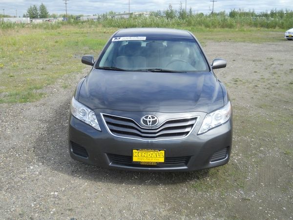 Toyota Camry 2011 photo 1