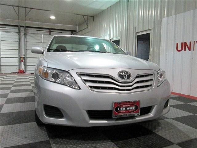 Toyota Camry 2011 photo 1
