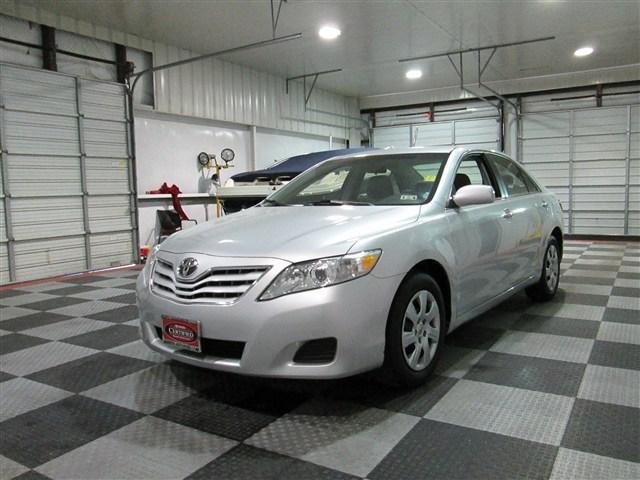 Toyota Camry 2011 photo 2