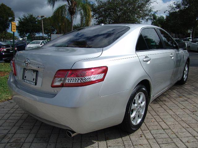 Toyota Camry 2011 photo 3