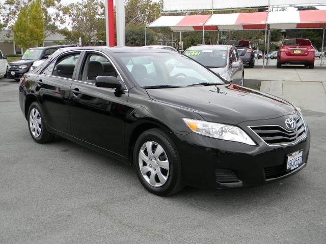 Toyota Camry 2011 photo 1