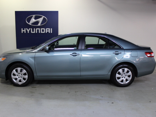 Toyota Camry 2011 photo 1