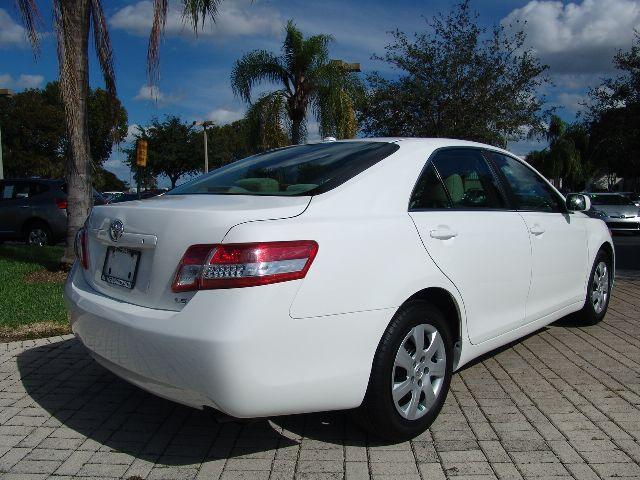 Toyota Camry 2011 photo 3