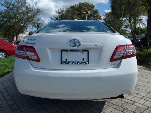 Toyota Camry 2011 photo 4