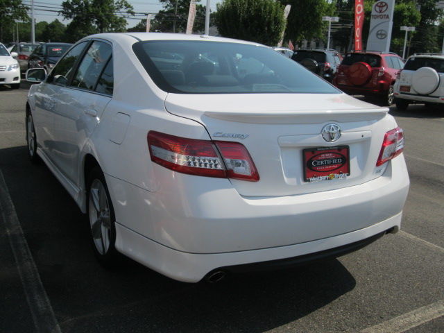 Toyota Camry 2011 photo 1