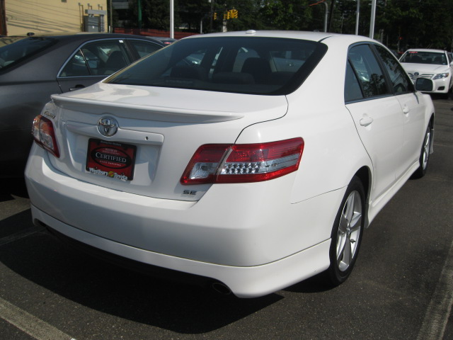 Toyota Camry 2011 photo 2