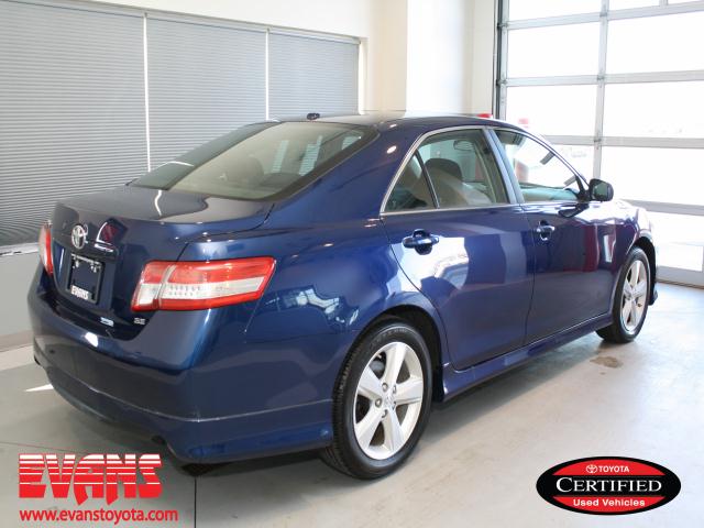 Toyota Camry 2011 photo 2