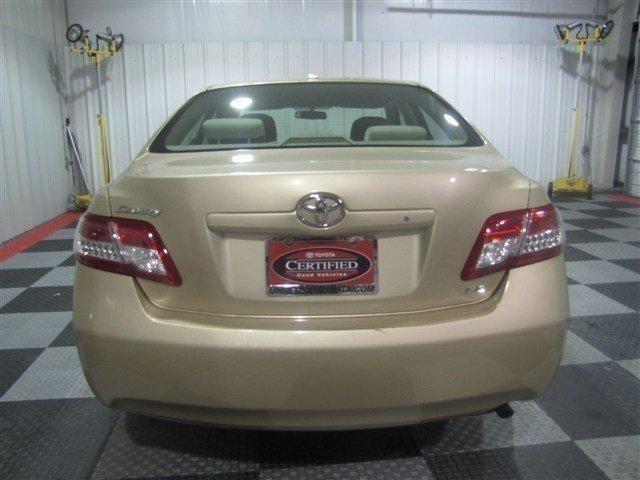 Toyota Camry 2011 photo 4