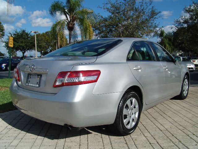 Toyota Camry 2011 photo 3