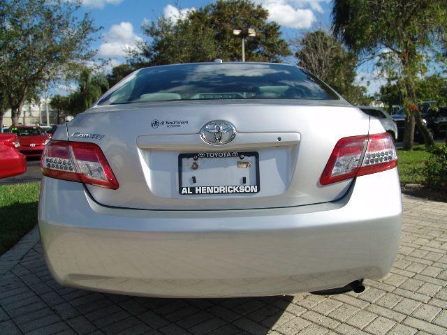 Toyota Camry 2011 photo 4