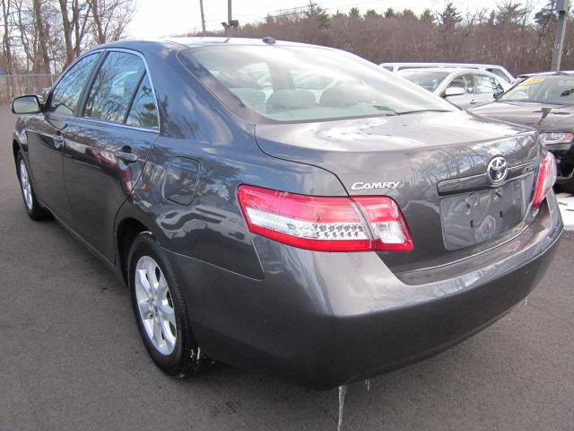 Toyota Camry 2011 photo 3
