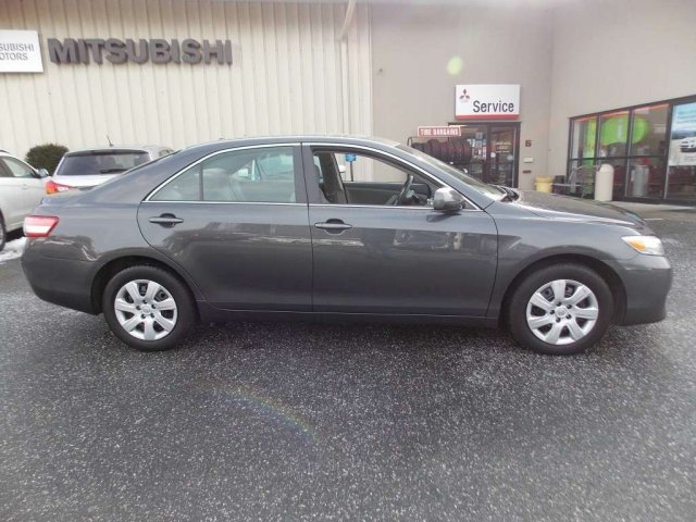 Toyota Camry 2011 photo 1