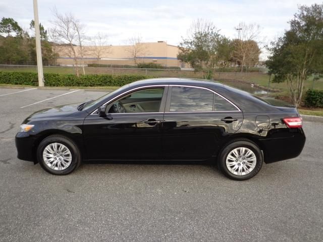 Toyota Camry 2011 photo 1