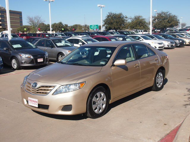 Toyota Camry 2011 photo 2