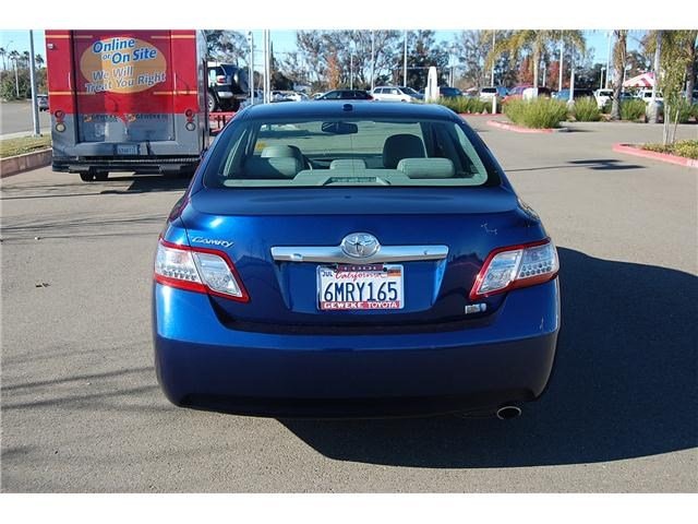 Toyota Camry 2011 photo 5