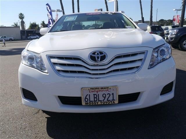 Toyota Camry 2011 photo 3