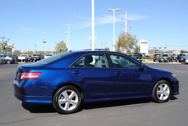 Toyota Camry 2011 photo 4