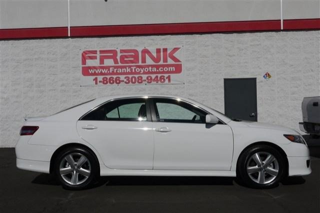 Toyota Camry 2011 photo 3