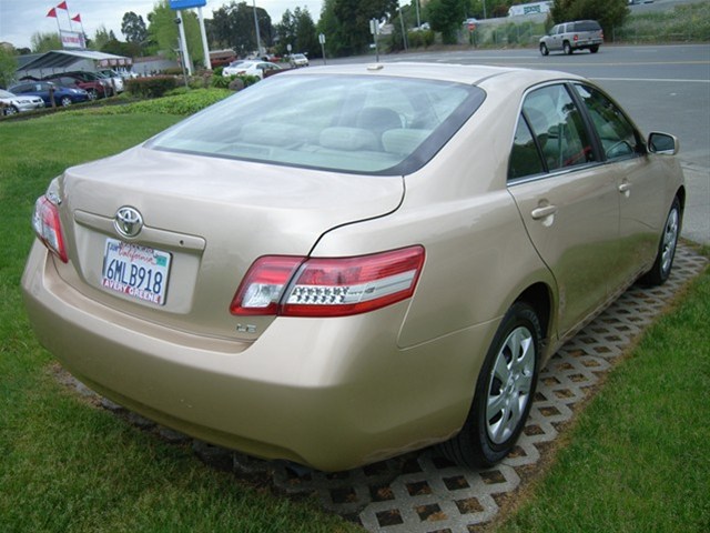 Toyota Camry 2011 photo 3