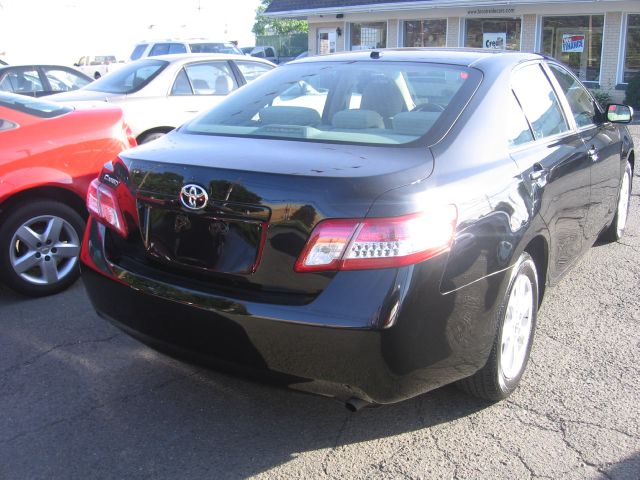 Toyota Camry 2011 photo 1