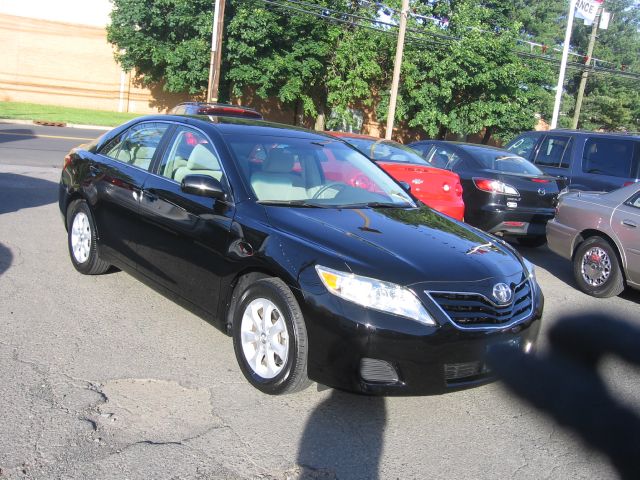 Toyota Camry 2011 photo 2