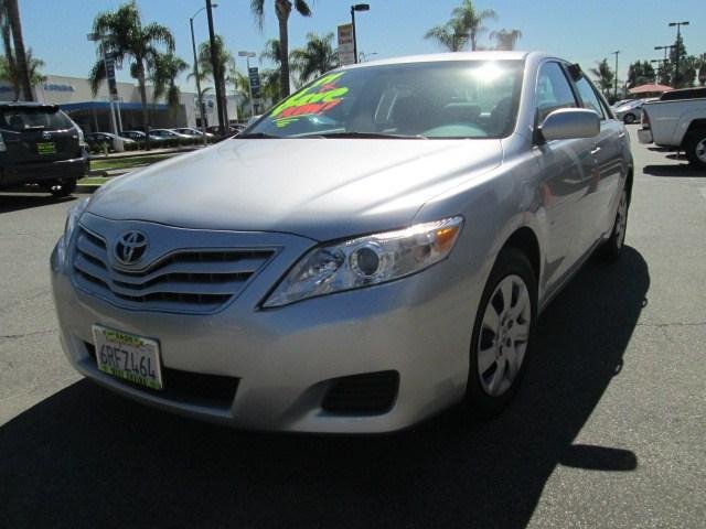 Toyota Camry 2011 photo 1