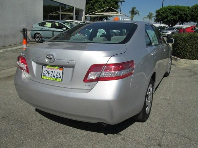Toyota Camry 2011 photo 2
